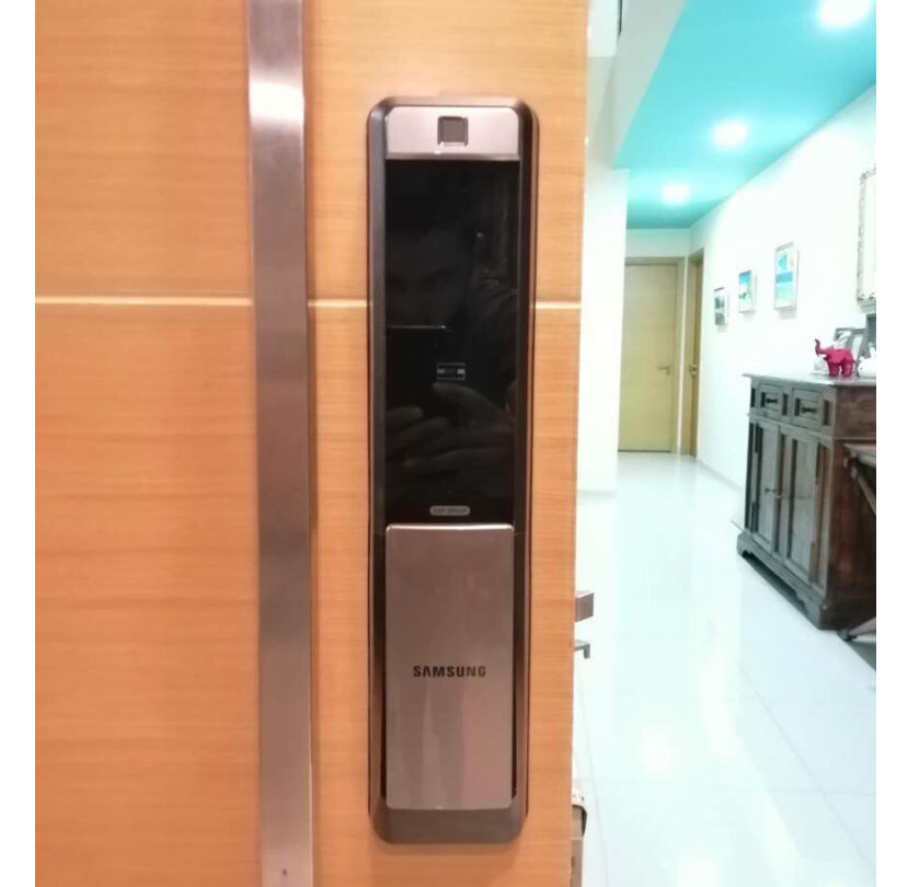 Khóa điện tử vân tay Samsung SHP-DP609