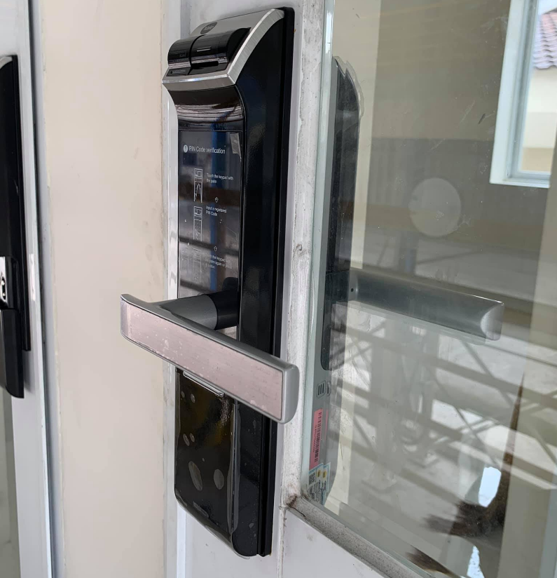 Cảm nhận của người sử dụng khóa điện tử YALE YDM 4109A  do Gateman lắp đặt