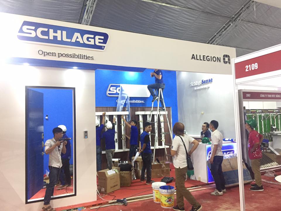 Có nên lắp đặt khóa điện tử vân tay cho căn hộ chung cư